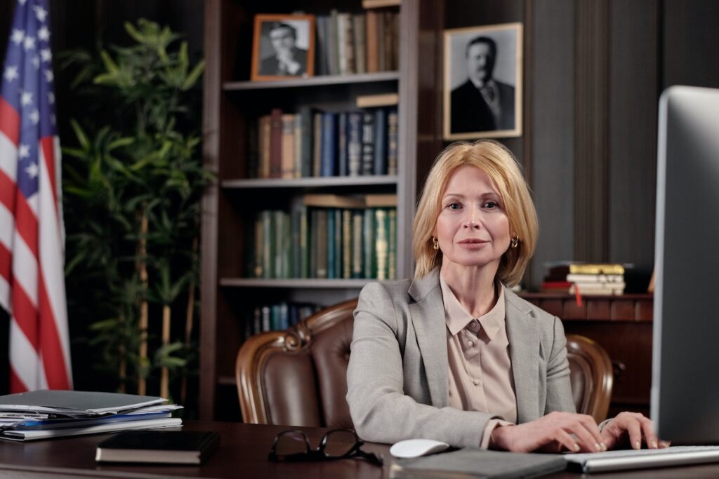 Choose the Right Lawyer